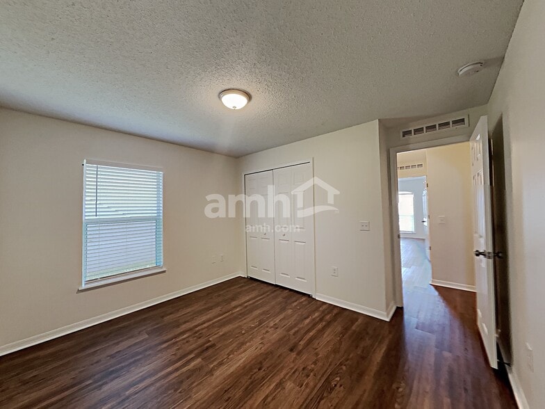 Building Photo - 2946 Mingo Dr