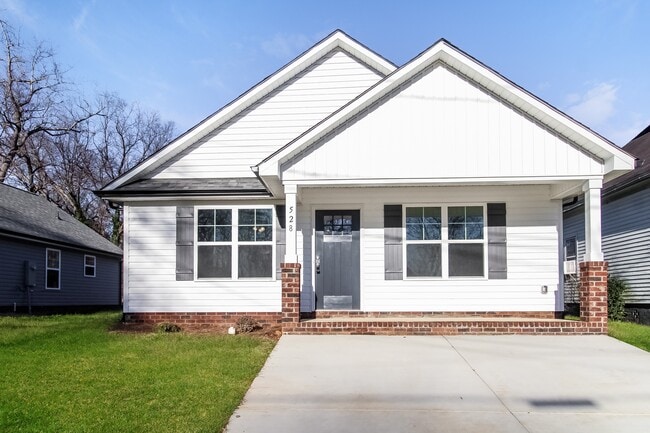 Building Photo - 209 Partee St