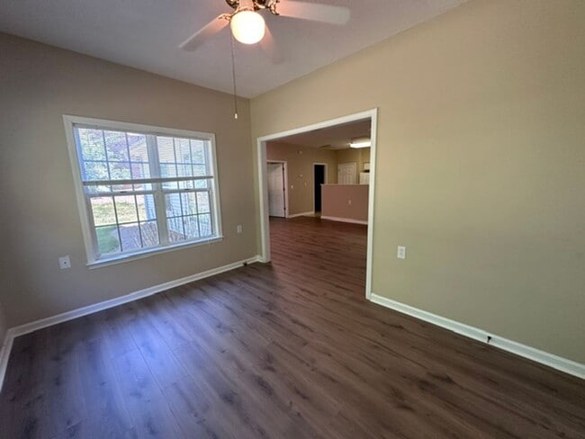 Building Photo - MOVE-IN READY!  SENIOR COMMUNITY 55+