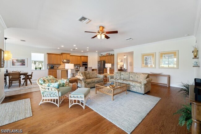 Building Photo - 6140 Victory Dr