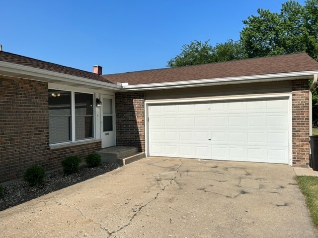 Building Photo - 1642 Brickville Rd