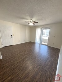 Building Photo - 430 Oriole Dr