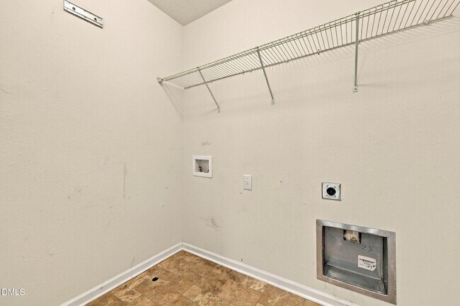 Building Photo - 58 Botanical Ct