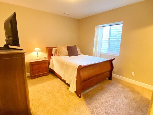 Building Photo - 6106 Wolf Village Dr