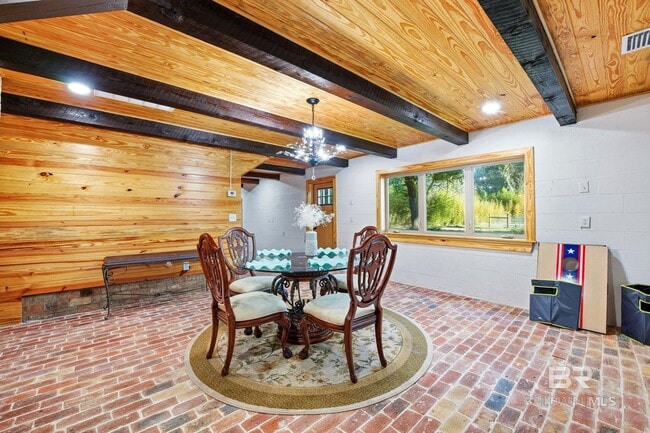 Building Photo - 27522 Burkhardt Dr