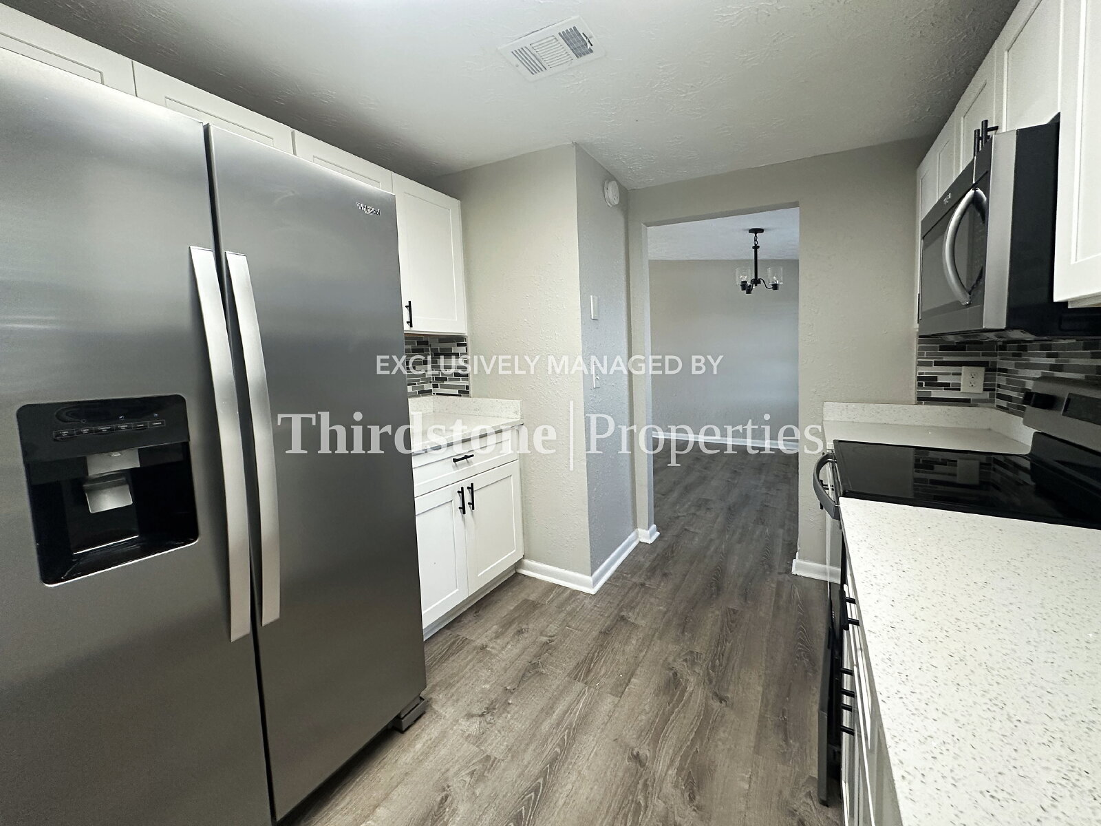 Building Photo - 10833 Liscard Rd S