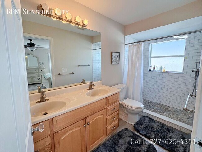 Building Photo - 13826 Antigua Dr