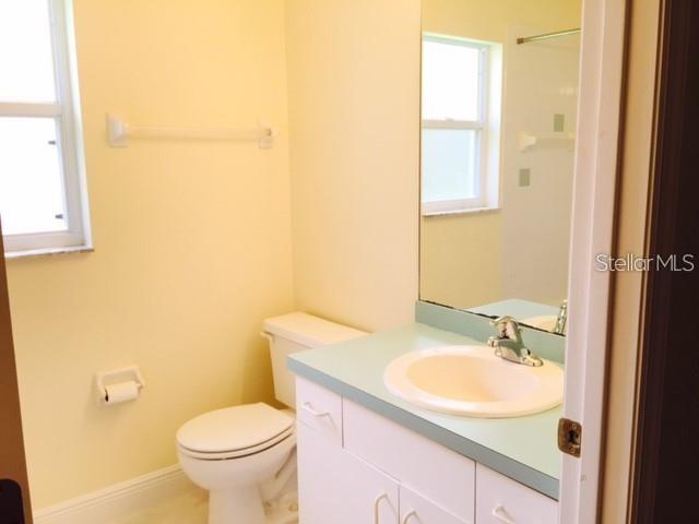 Building Photo - 2060 King Tarpon Dr