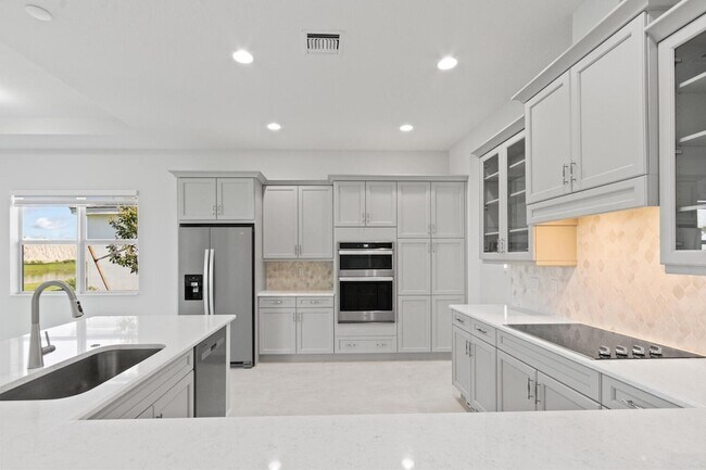 Building Photo - 5579 Liberty Ln