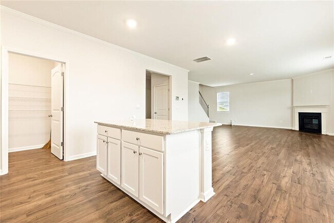 Building Photo - 594 Sweet Bay Ln