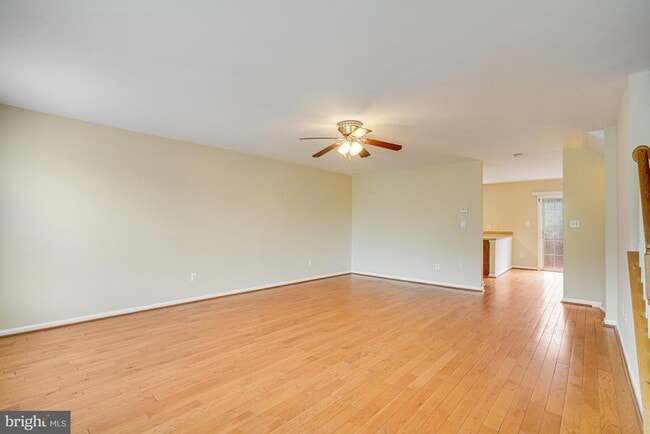 Building Photo - 6187 Les Dorson Ln