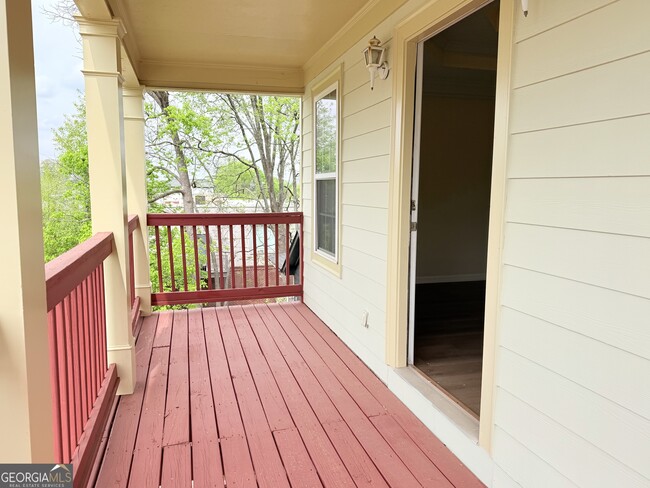 Building Photo - 109 Vine St NW