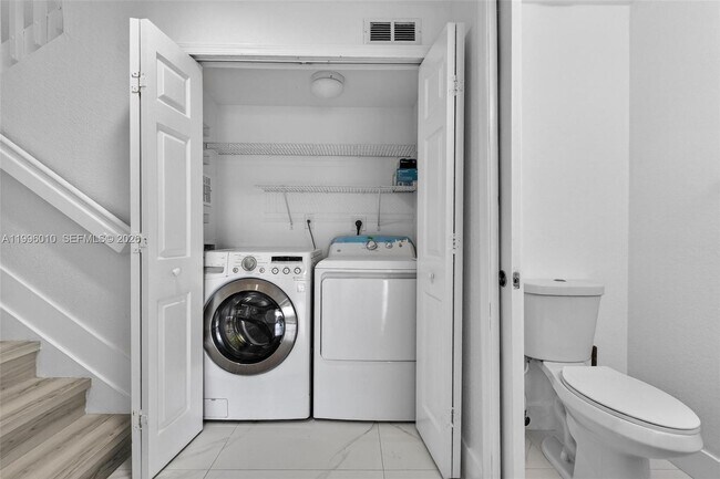 Building Photo - 11103 NW 83rd St