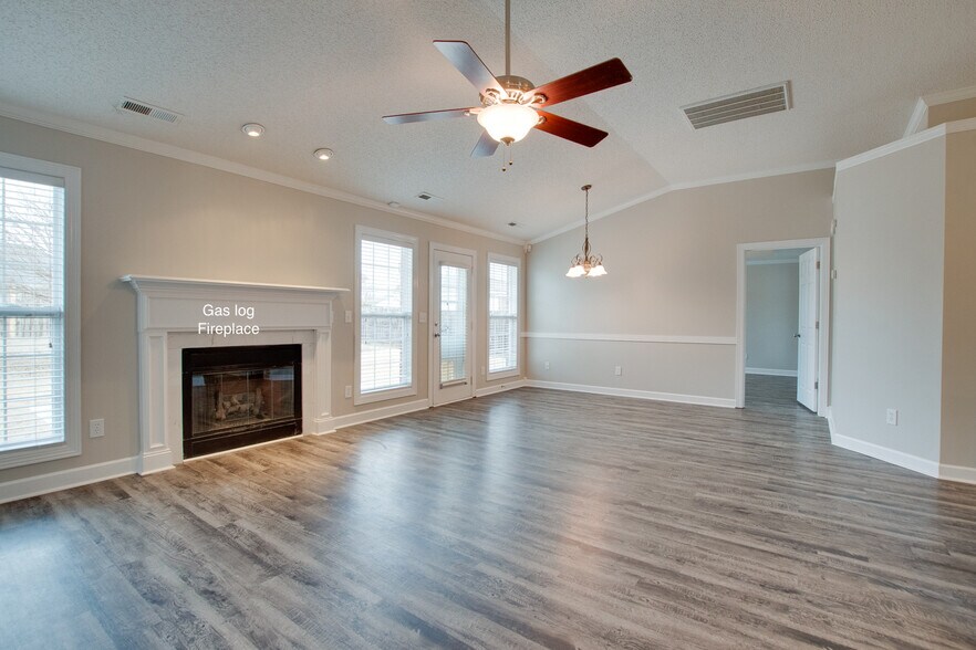 Family Room View 1 - 104 Kings Cross Dr