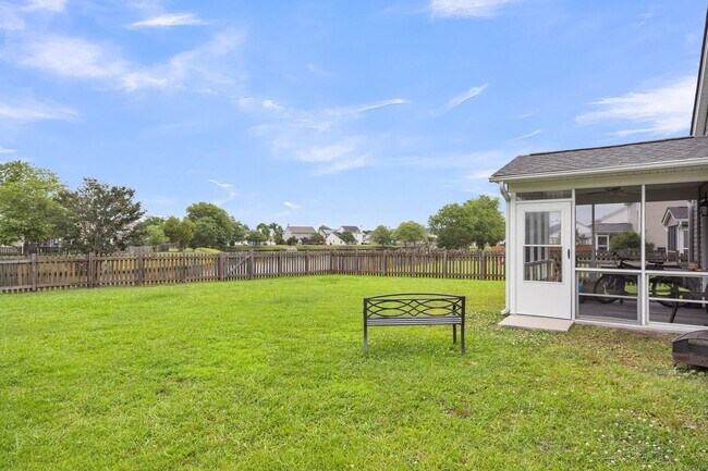 Building Photo - Charming Ranch in Weatherstone