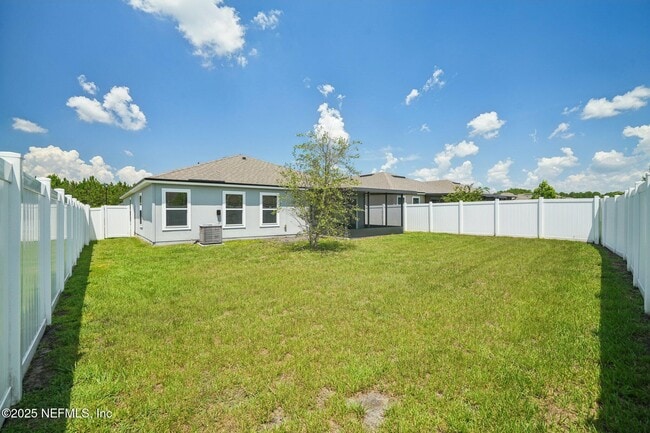 Building Photo - 633 Seville Pkwy