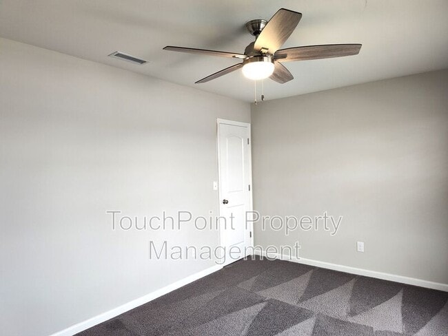 Building Photo - 8931 Rockrose Wy