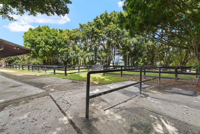 Building Photo - 14996 50th St S