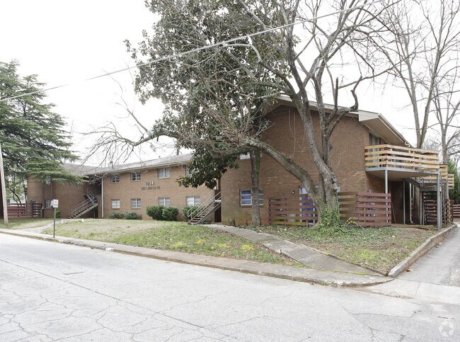 Primary Photo - 1834 John Calvin Ave