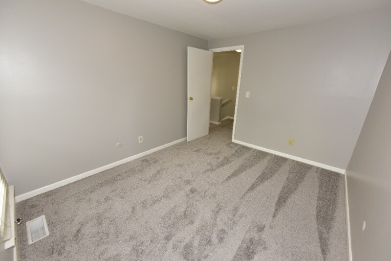 Building Photo - 1030 Galliton Ct