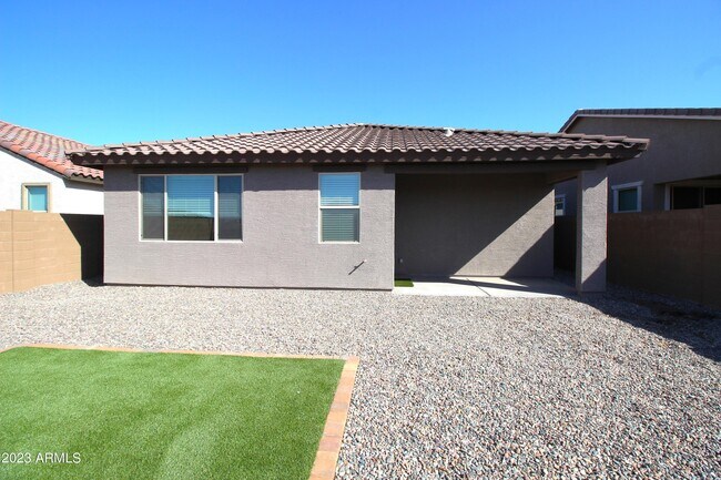 Building Photo - 12463 W Kaler Dr