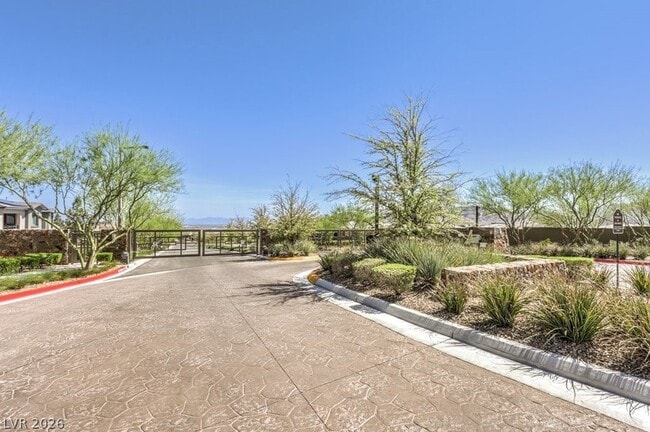 Building Photo - 12392 Aster Hills Ave