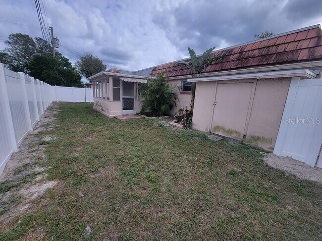 Building Photo - 5109 Tilson Dr