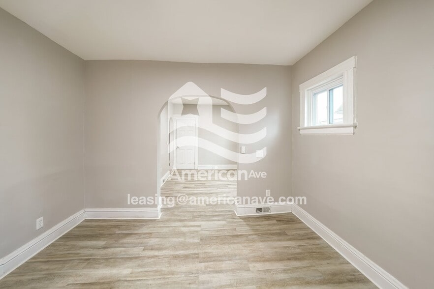 Building Photo - 441 Cottage St