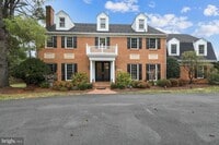 Building Photo - 10605 River Oaks Ln