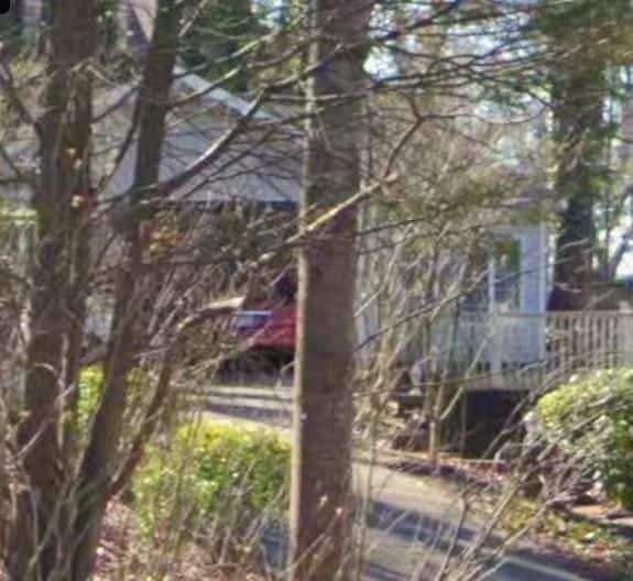 Building Photo - 3666 Lakewood Ct