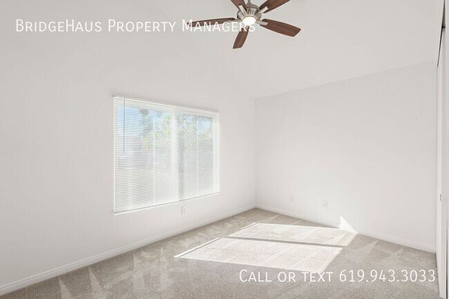 Building Photo - 1539 W Knapp Dr