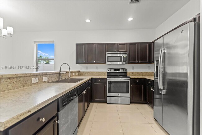 Building Photo - 3502 W 86th Terrace