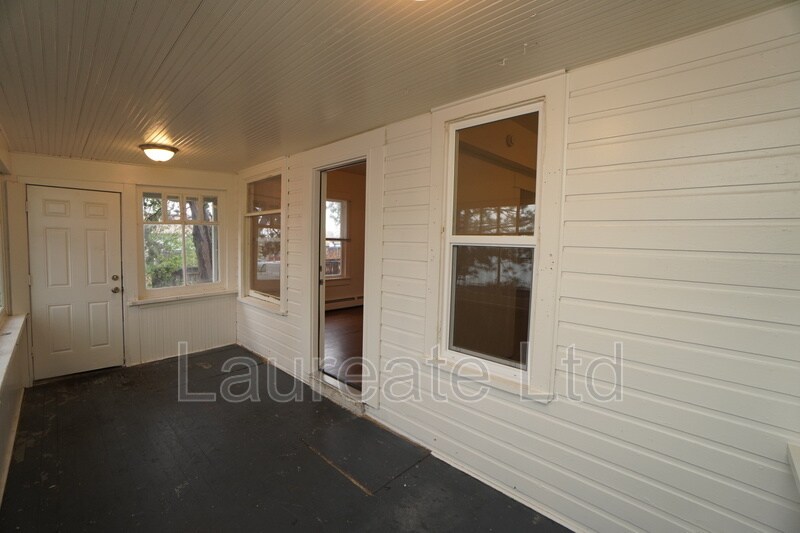 Building Photo - 1440 Kenton St