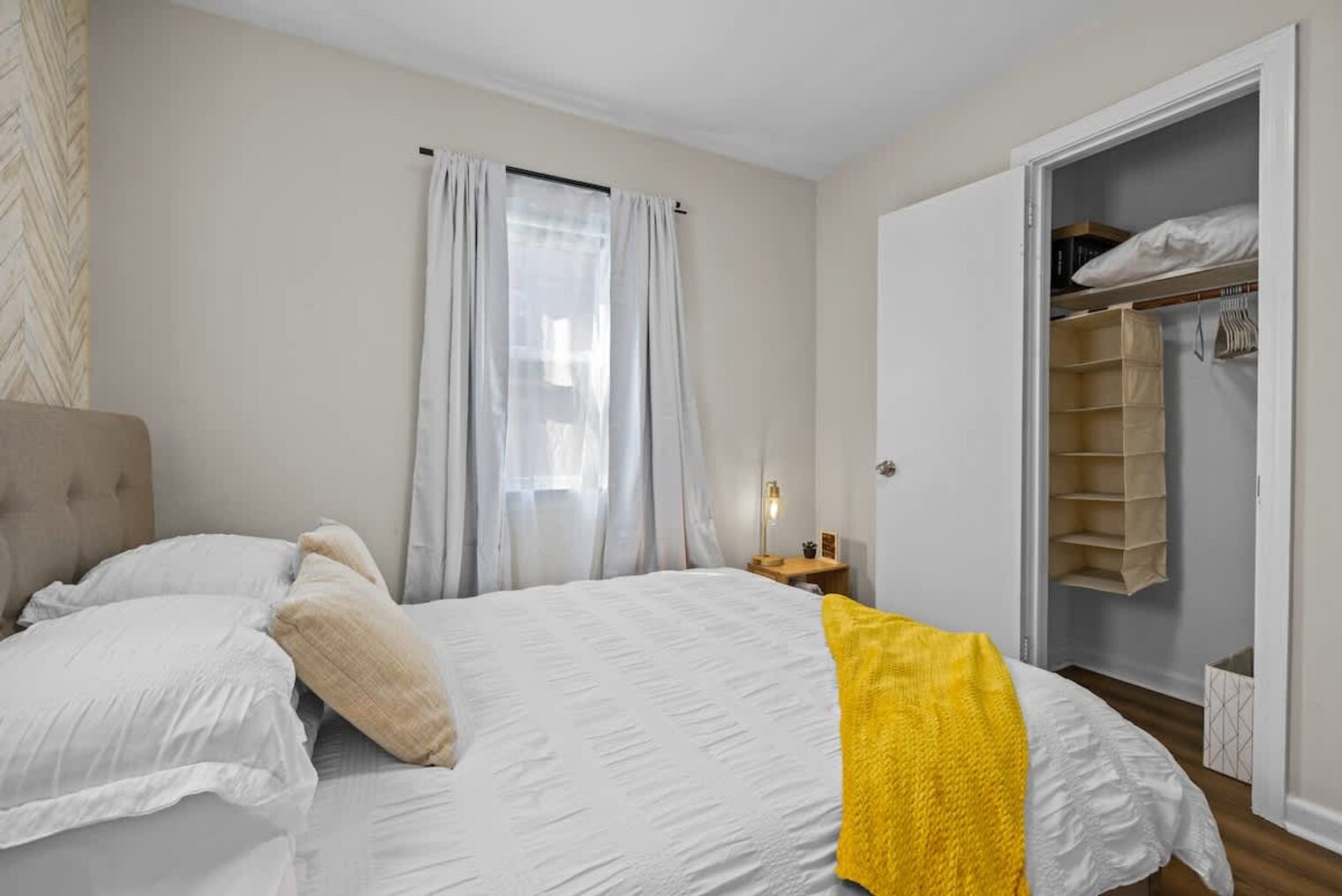 Building Photo - 172 Cherry St