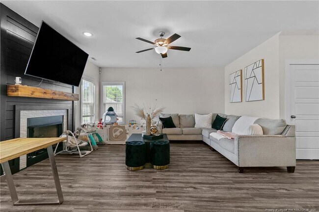 Building Photo - 5527 Mountain Run Dr