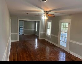 Building Photo - 5519 Lavey Ln