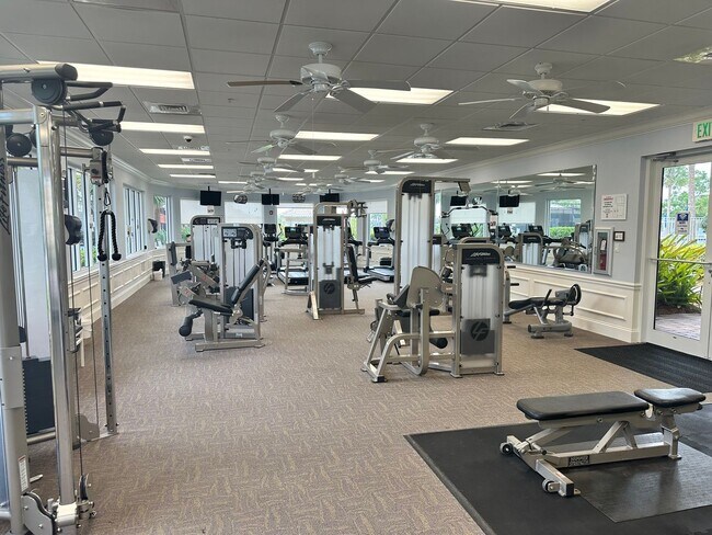 Building Photo - 4-bd,3-bth in The Isles-One Of Palmer Ranch’s Most Sought After Community