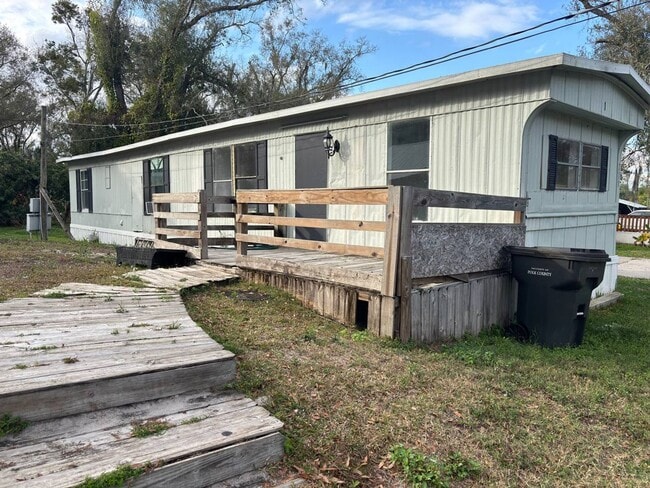 Building Photo - 711 Nashville Rd