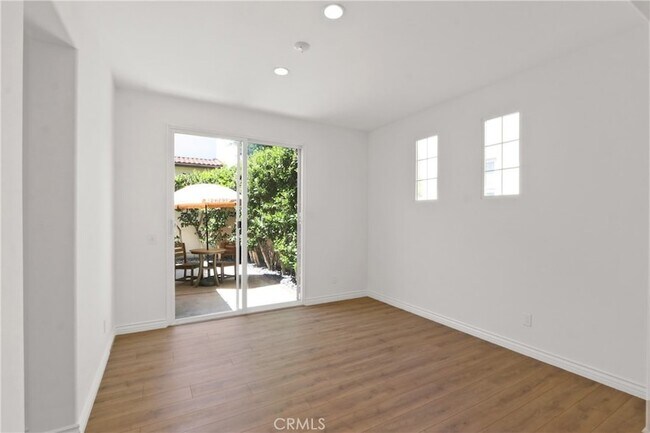 Building Photo - 109 Waterman