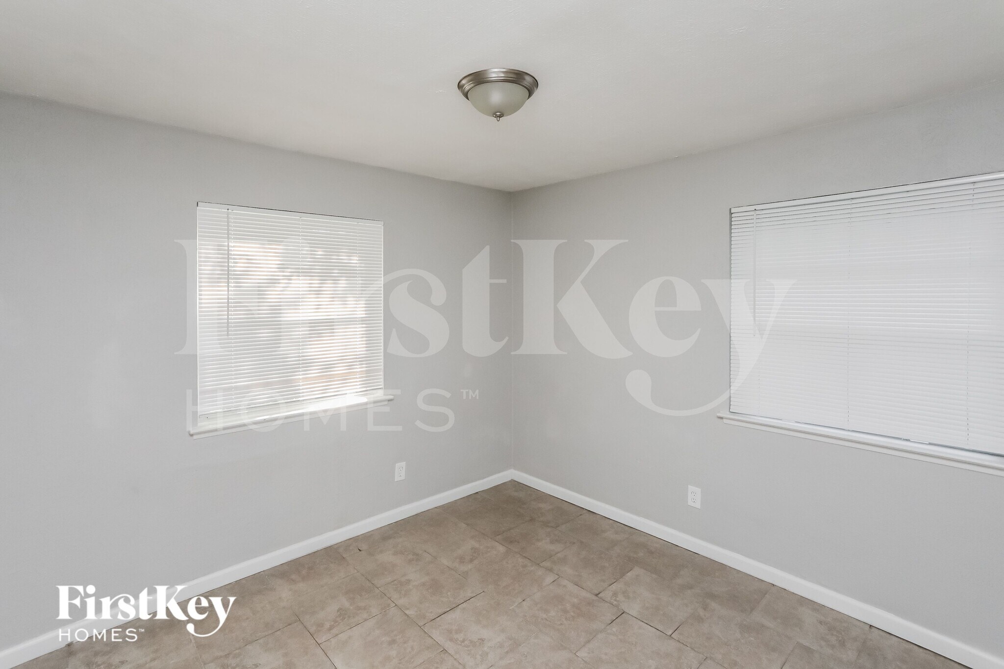 Building Photo - 6115 Flagstaff Dr