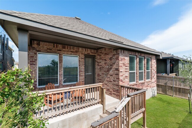 Building Photo - 128 Radnor Rd