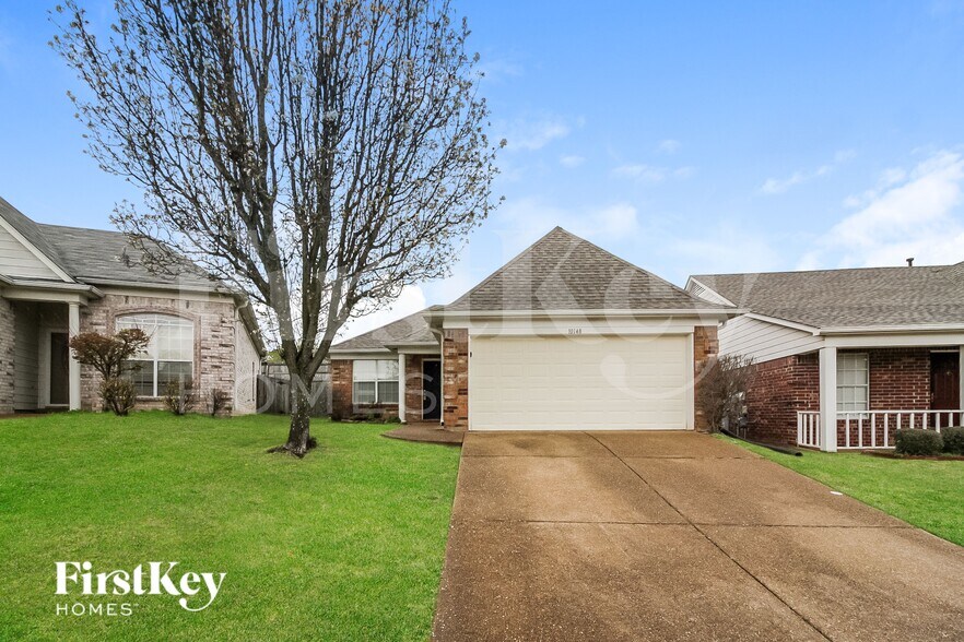 Primary Photo - 10148 Cross Valley Dr