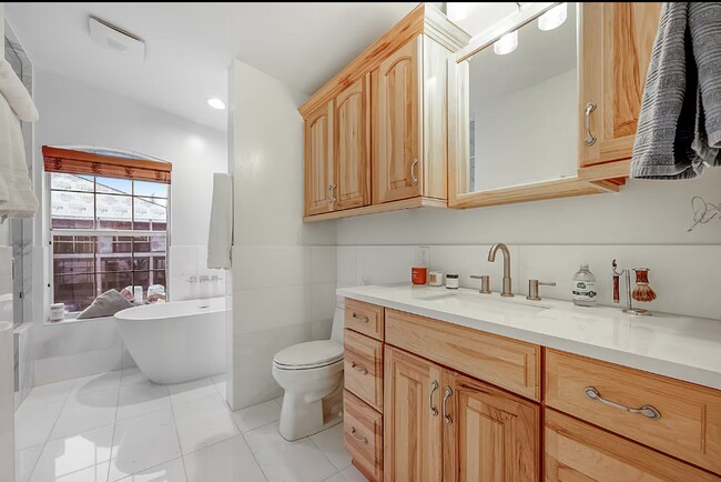 Building Photo - 7733 Victoria Cove Ct