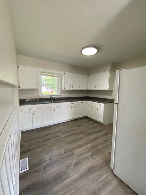 Building Photo - 3914 Baymeadow Dr