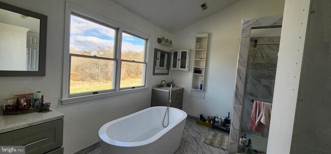 Building Photo - 1104 Mountain Hope Ct