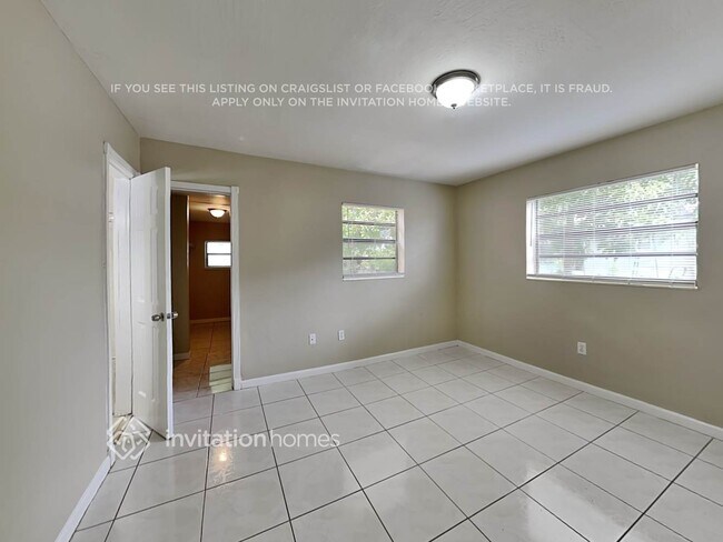 Building Photo - 1261 NW 202nd St