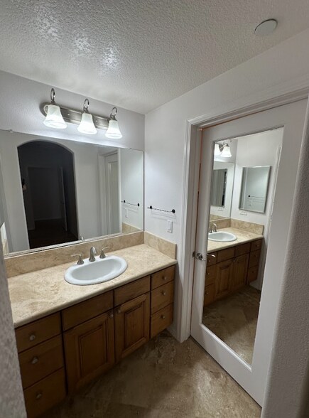 Building Photo - 2750 Artesia Blvd