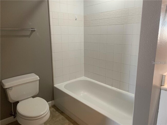 Building Photo - 322 E Central Blvd