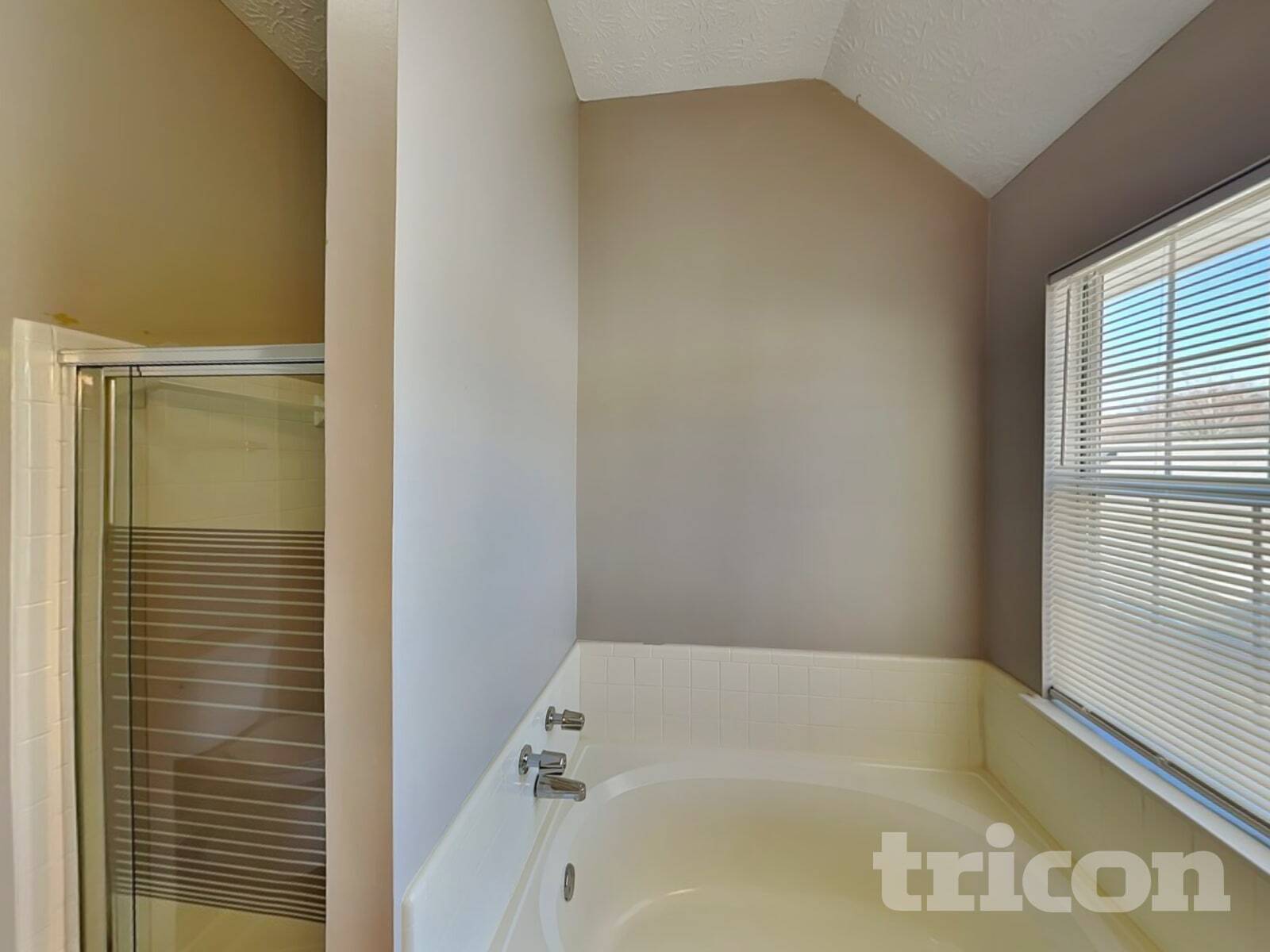 Building Photo - 55 Braelinn Creek Ct