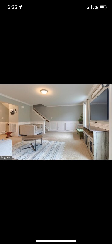 Building Photo - 33 Crooked Dr